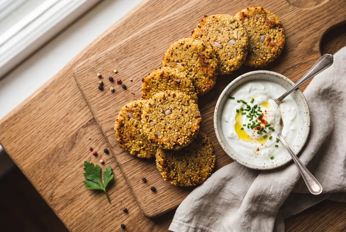 Baked quinoa patties with shallot, garlic and warm spices.